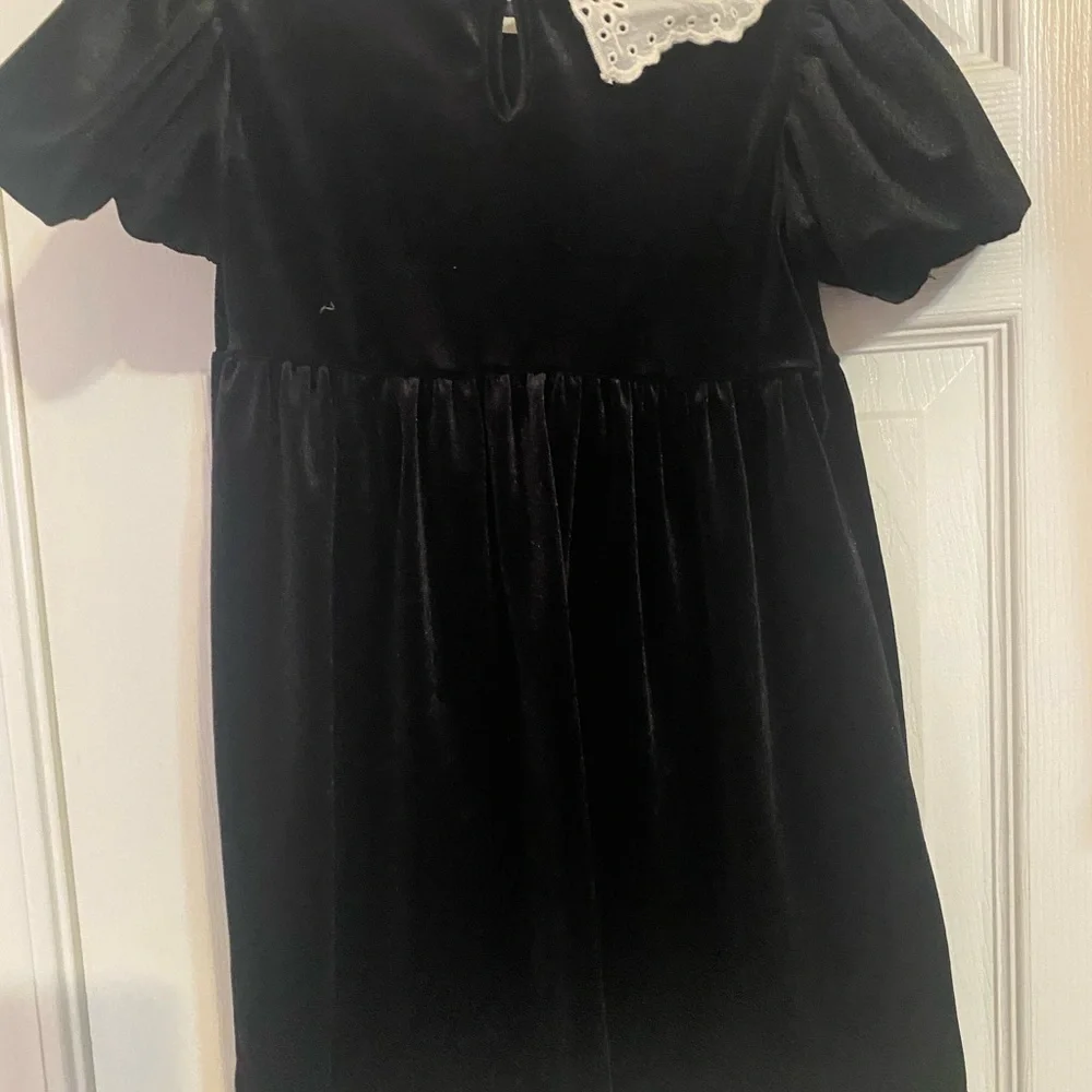 Zara Velvet Dress‎